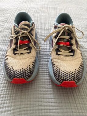 Brooks Women’s Caldera trail running shoes